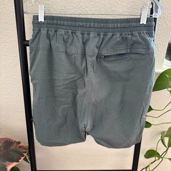 Lululemon Bowline Short 8" Size Small - Picture 4 of 4